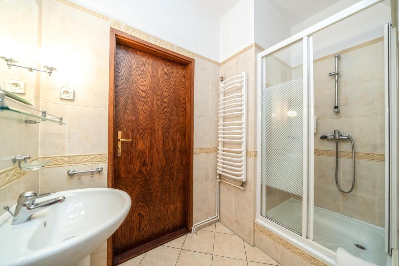 Triple Room,1499114446:JPEG